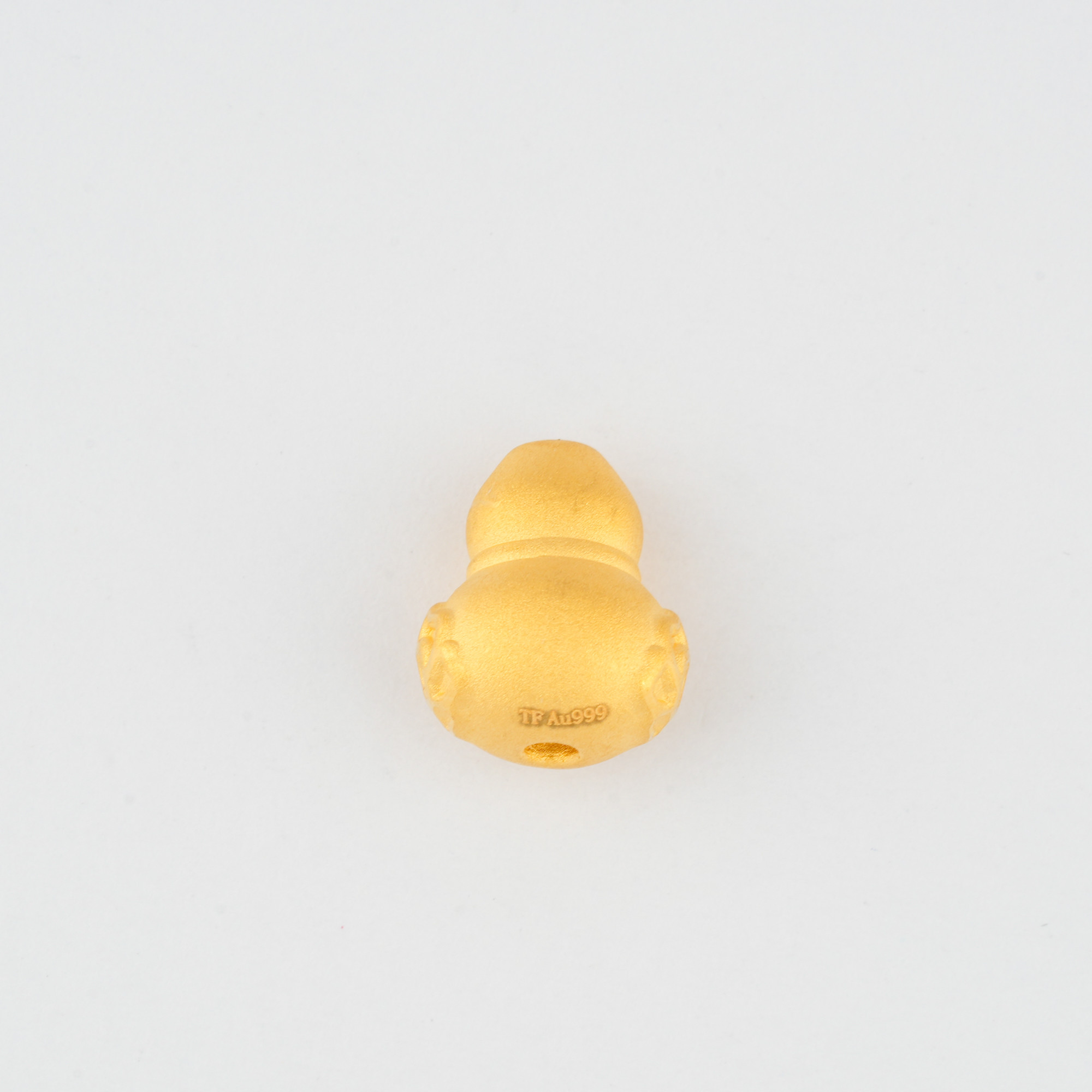 999/24K Gold Charm PGJH181820